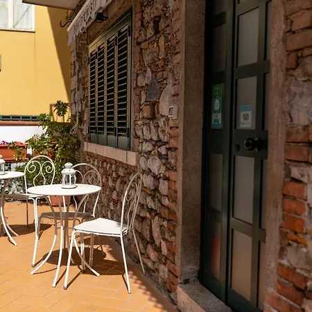Apartment Dionisio House *