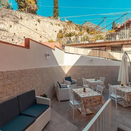 Apartamento Dionisio House *
